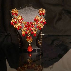 Vintage 1950s red stone necklace